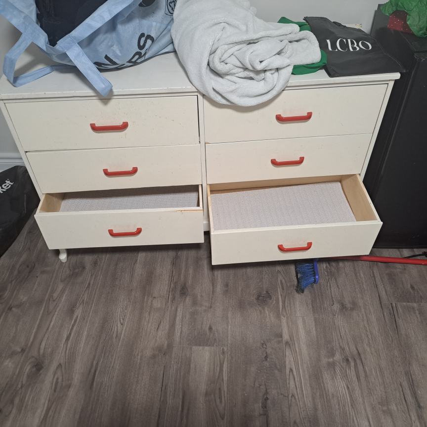 free dresser#freecyle thumbnail