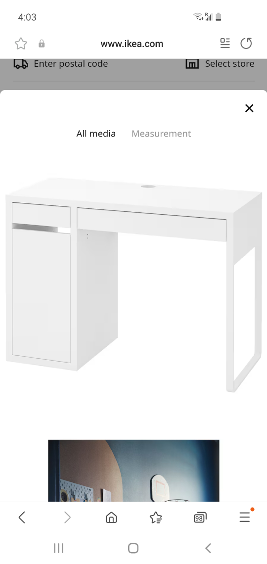 Desk - photo 2