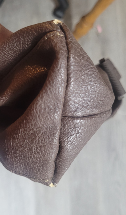 GAP synthetic Leather bag image indicator(7)