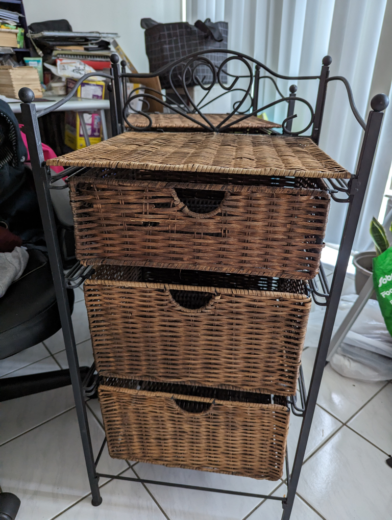 wicker 3 drawers metal frame - photo 3
