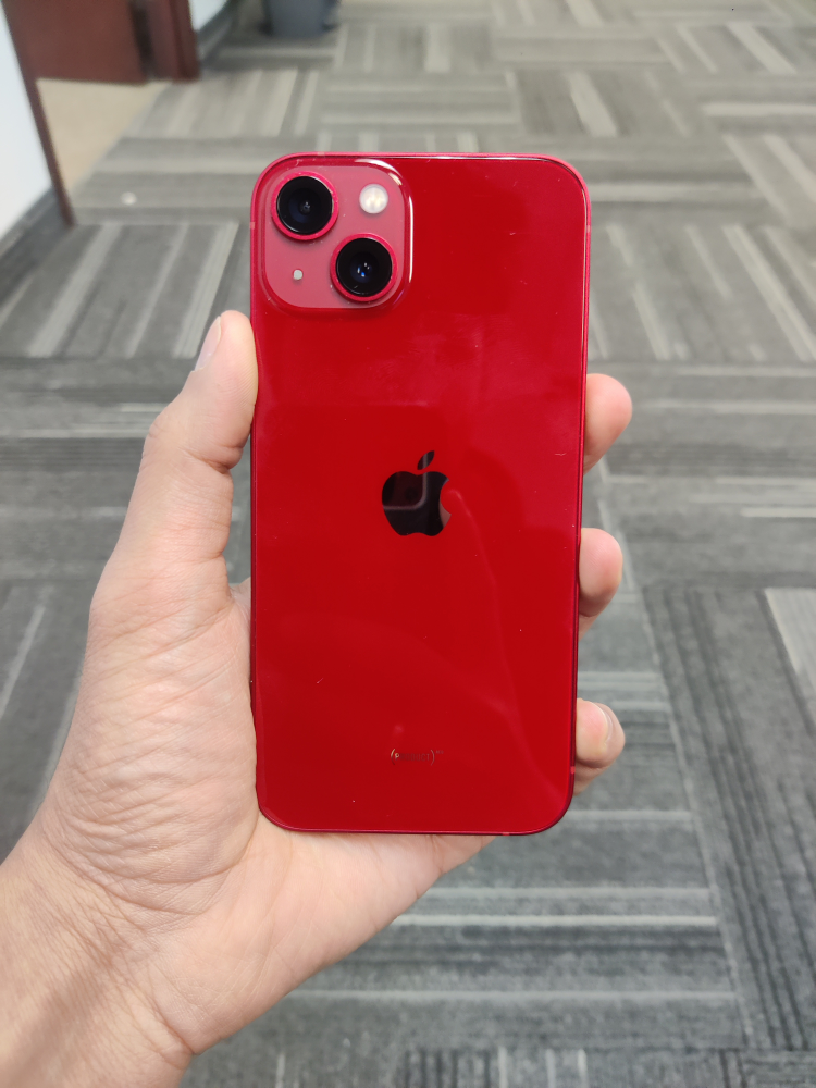 iPhone 13 - 128 Gb