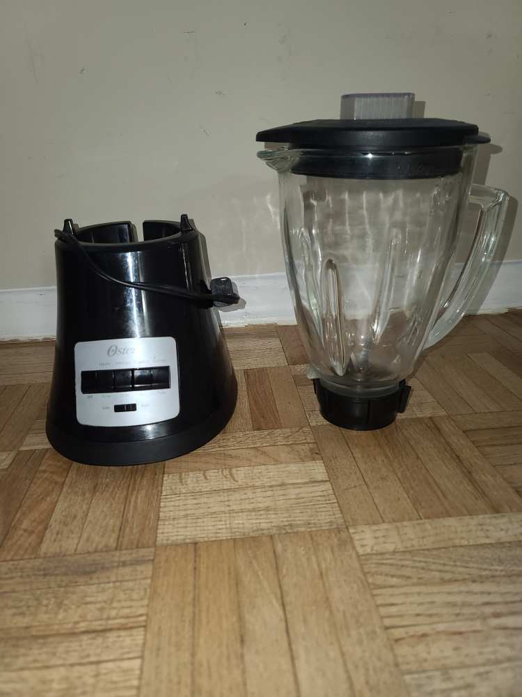 [MOVE OUT SALE] Oster Blender