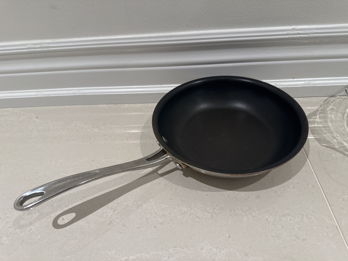 Fry pan thumbnail