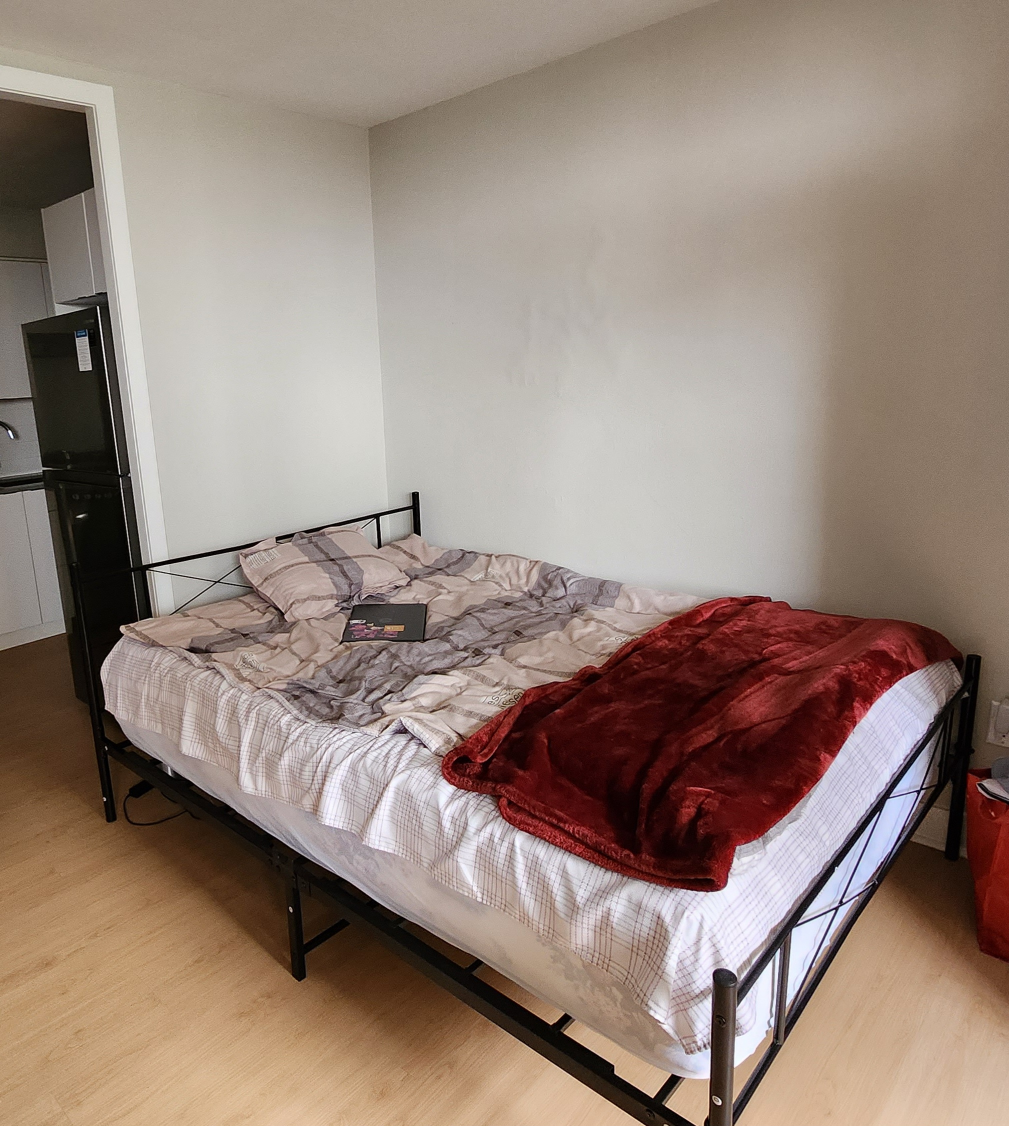 Metal bed frame Queen size - photo 2