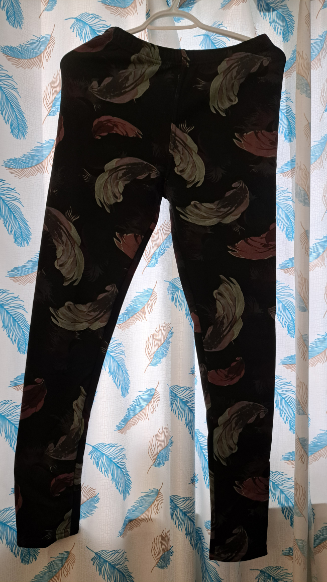 warm pants (grab 3 pants only for 7)