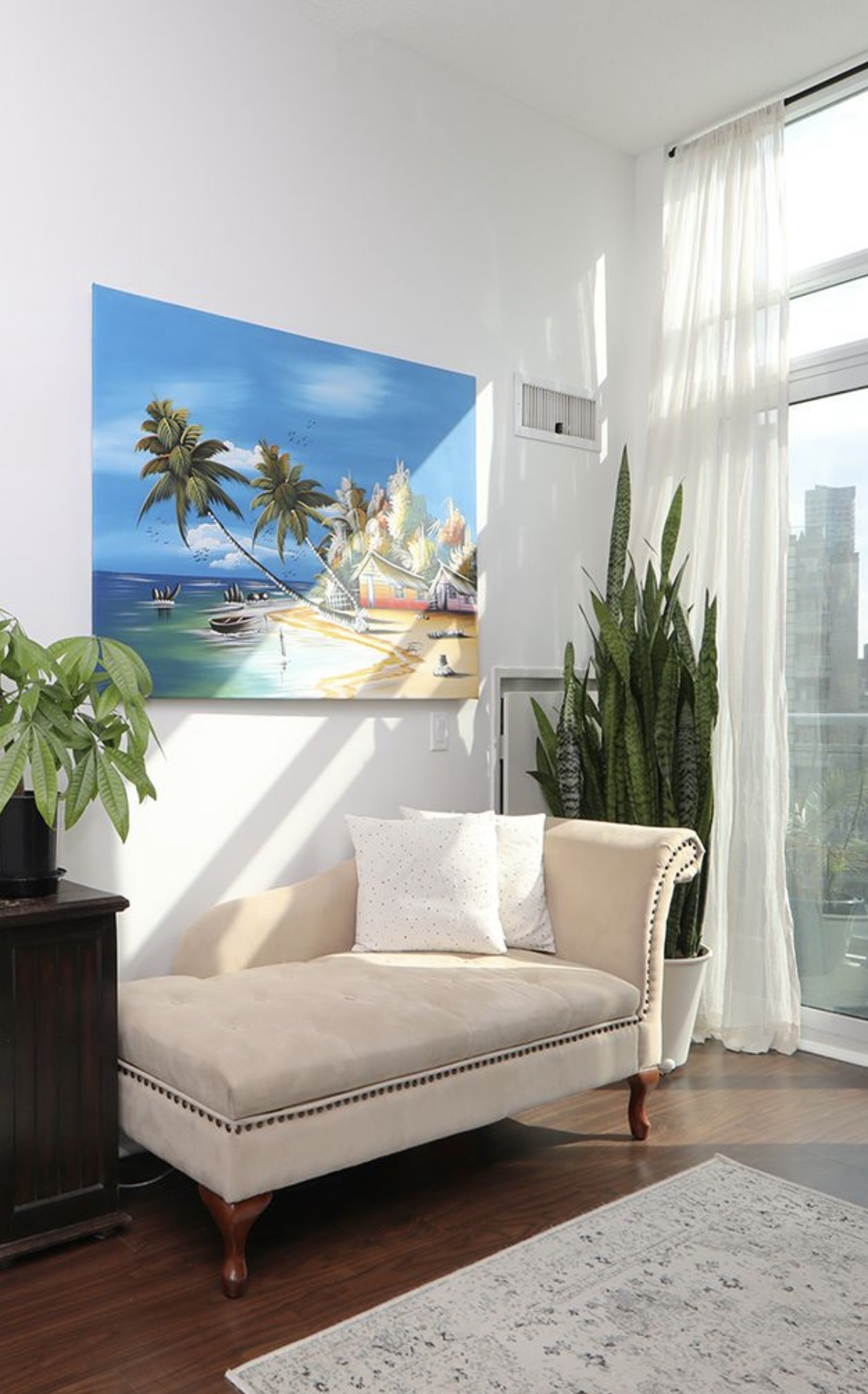 Chaise lounge