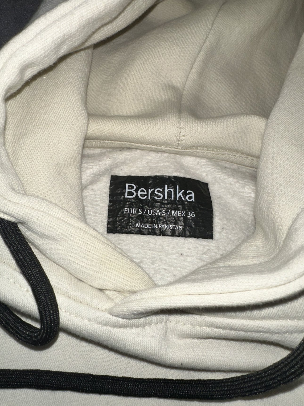 Bershka hoodie image indicator(3)