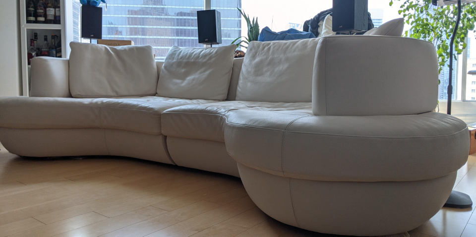 White Leather Couch image indicator(2)