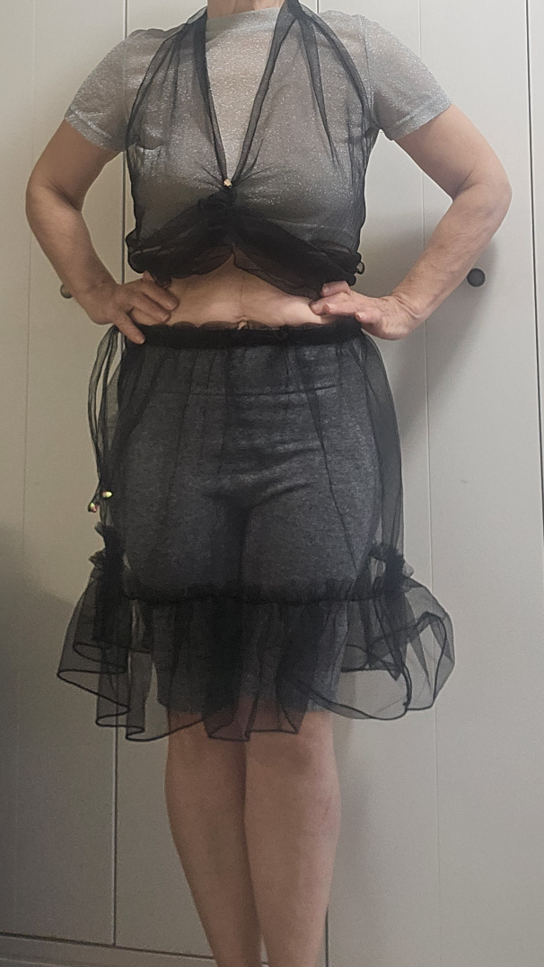 Women’s lace dress🌻 boosting an item second day