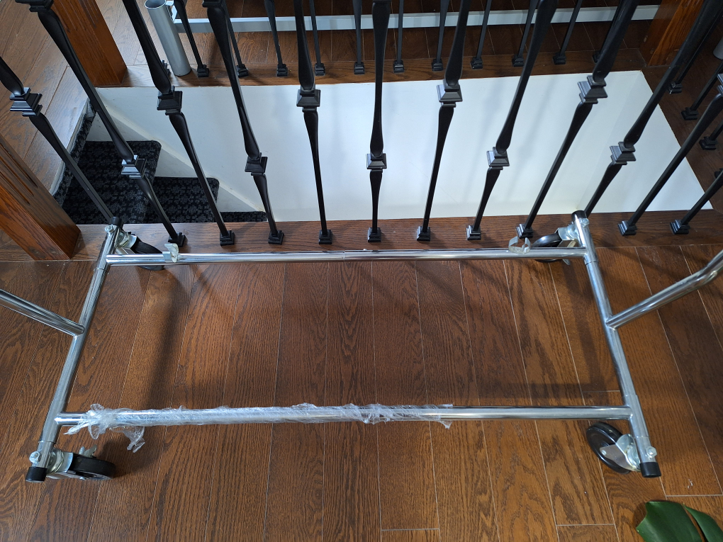 Single Rolling Clothes Rack - photo 2