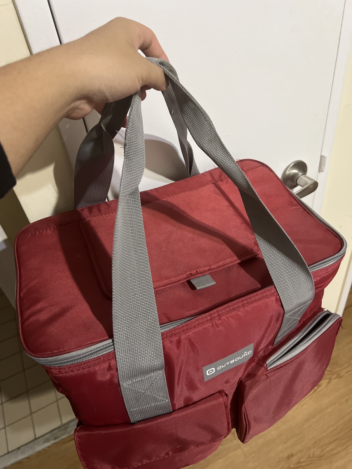 Big delivery bag with extra pockets image indicator(3)