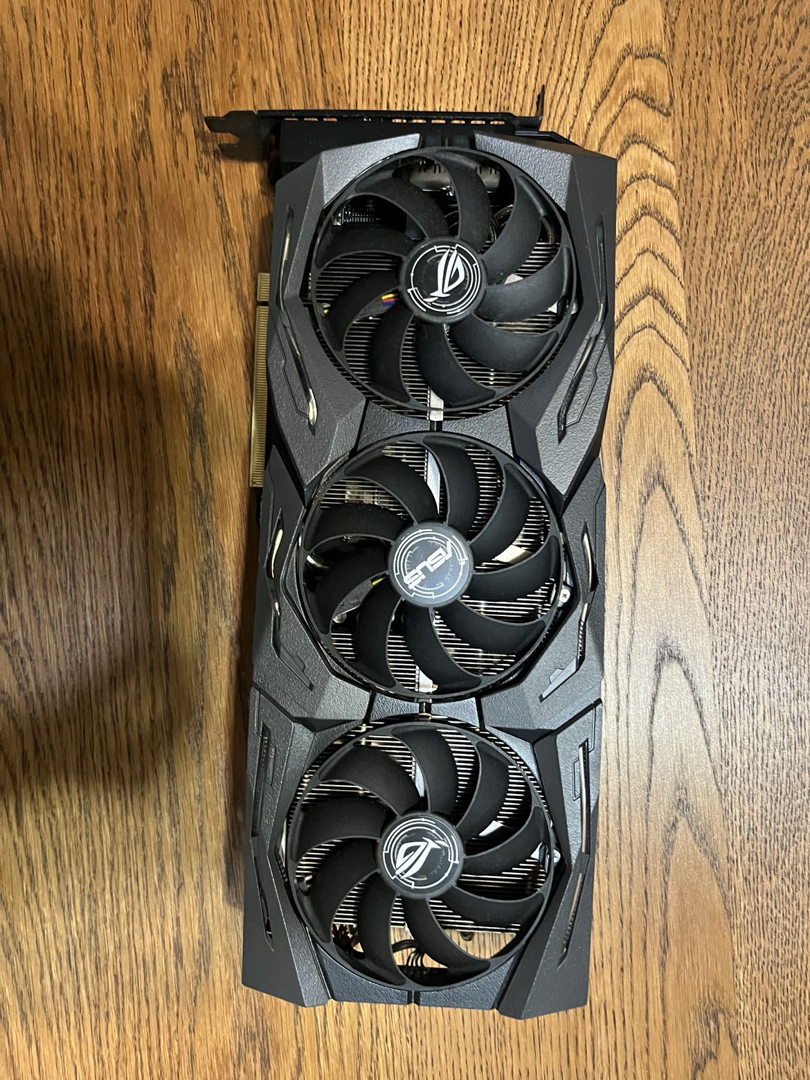 ROG STRIX 2080TI(benchmark scores at the end) - photo 2