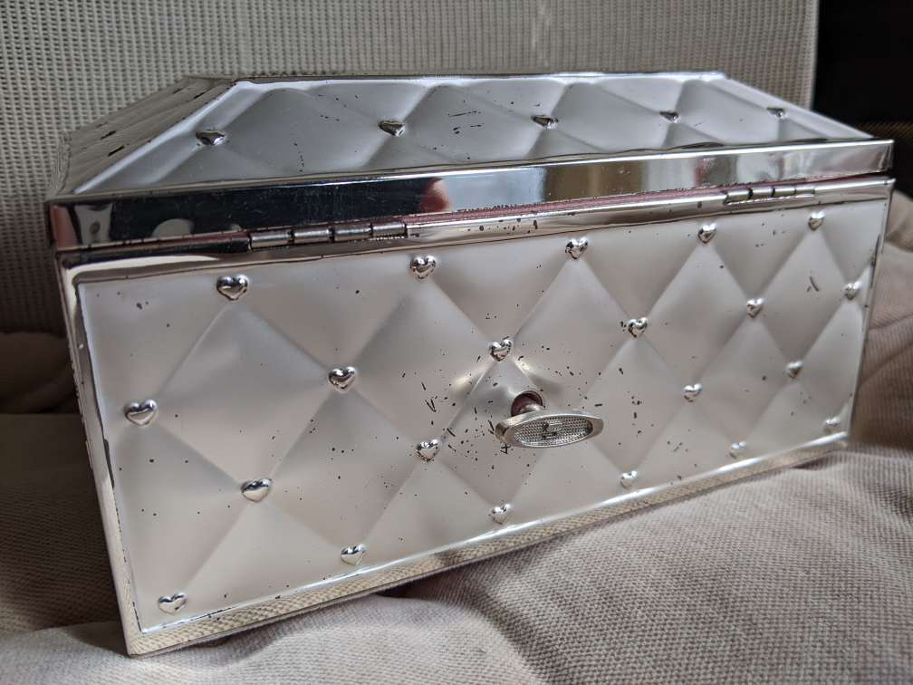 Ballerina Musical Jewelry Box - LENOX 'Childhood Memories™️ image indicator(7)