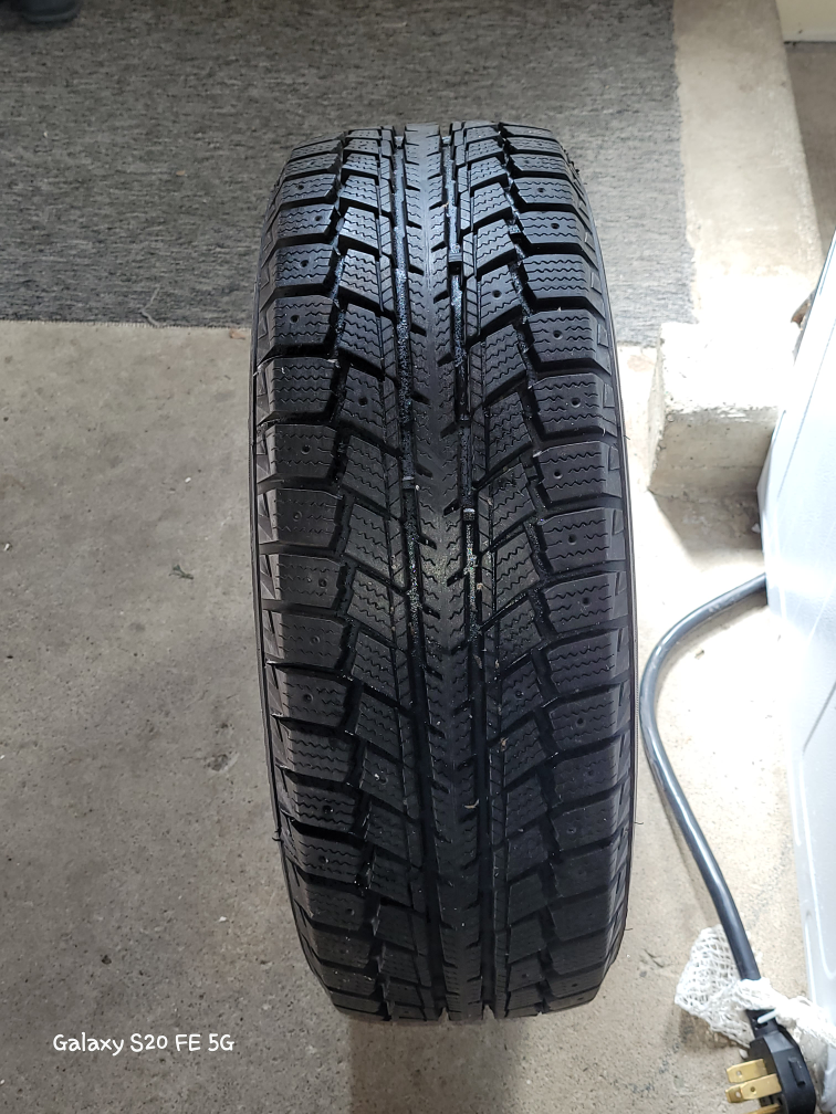 WEATHERMATE ARCTIC TOYOTA Tires P195/65 R15 With Rims (Winter) thumbnail