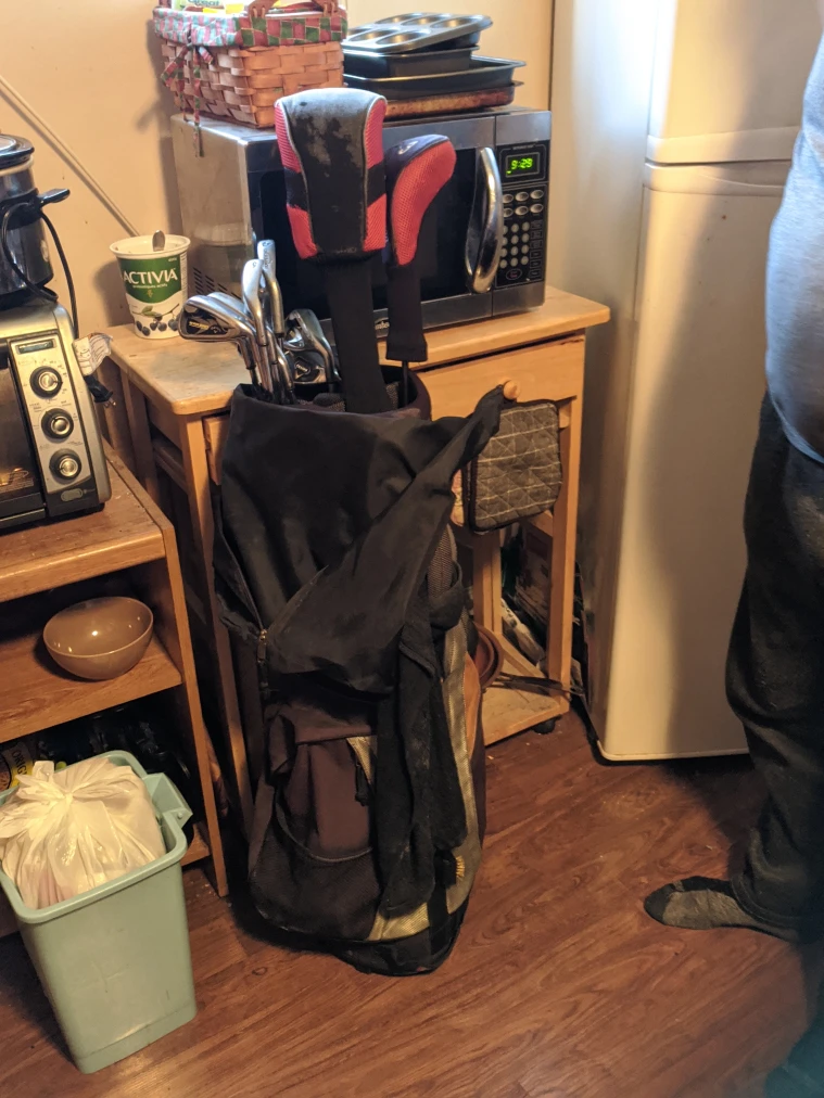 Calloway Golf Clubs includes Bag and cart