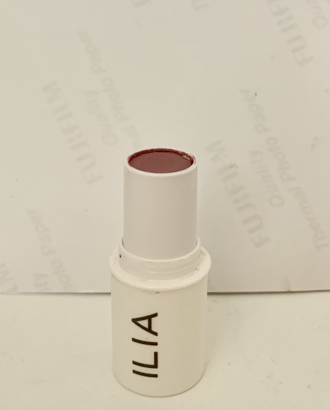 ILIA cheek lip stick image indicator(2)