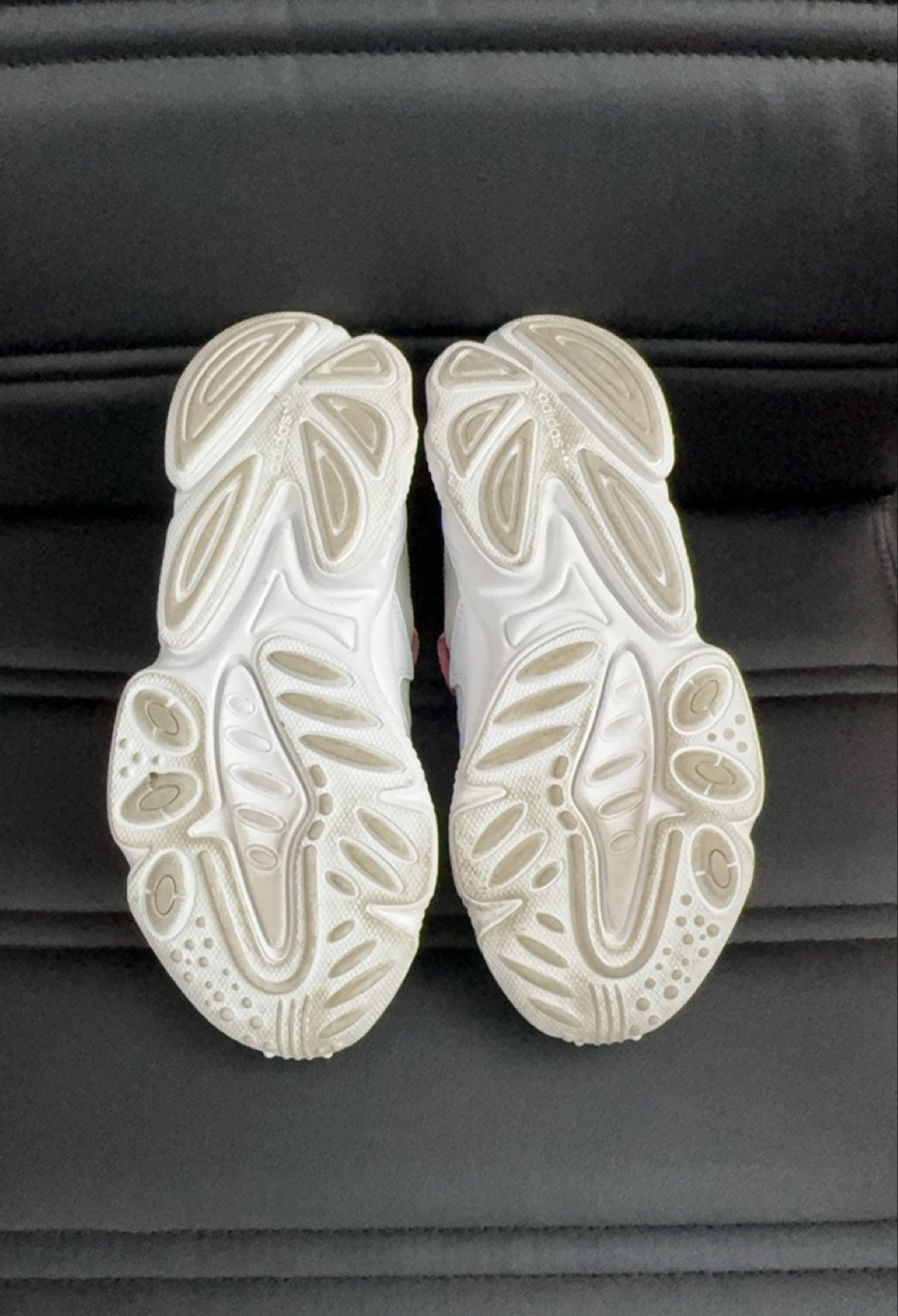 Adidas Ozweego White & Pink Sneakers image indicator(4)