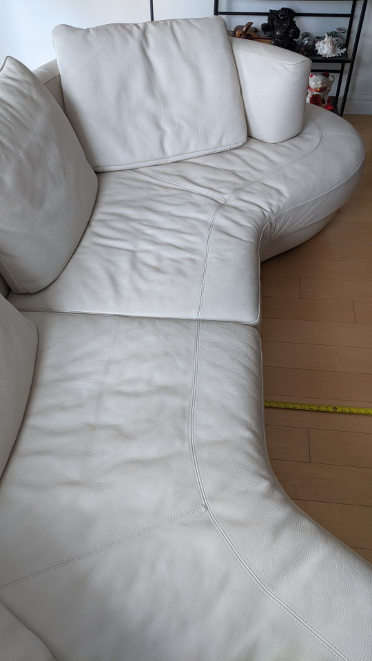White Leather Couch image indicator(4)