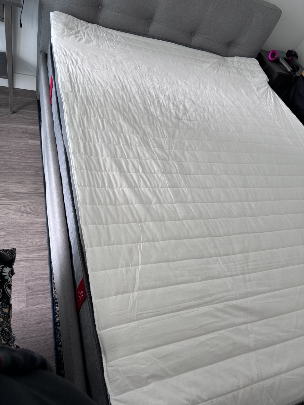 Queen BedFrame + Mattress from Structube for sale - photo 5
