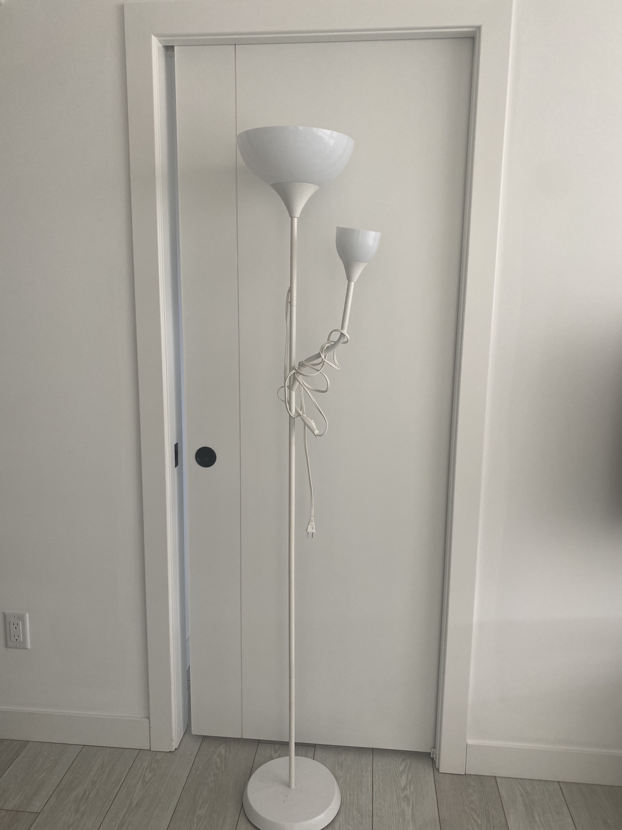 Lamp (Ikea)