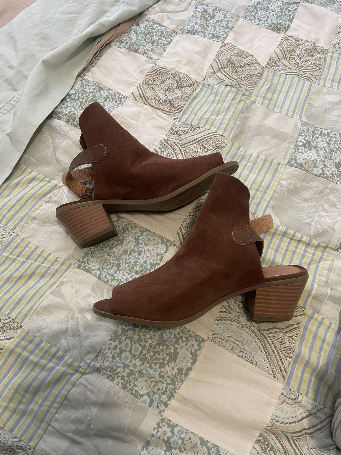 #freecycle women’s dress shoes thumbnail