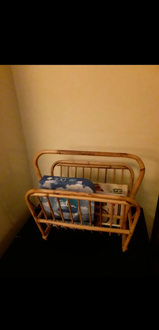 book/ magazine/ newspaper rack - photo 2