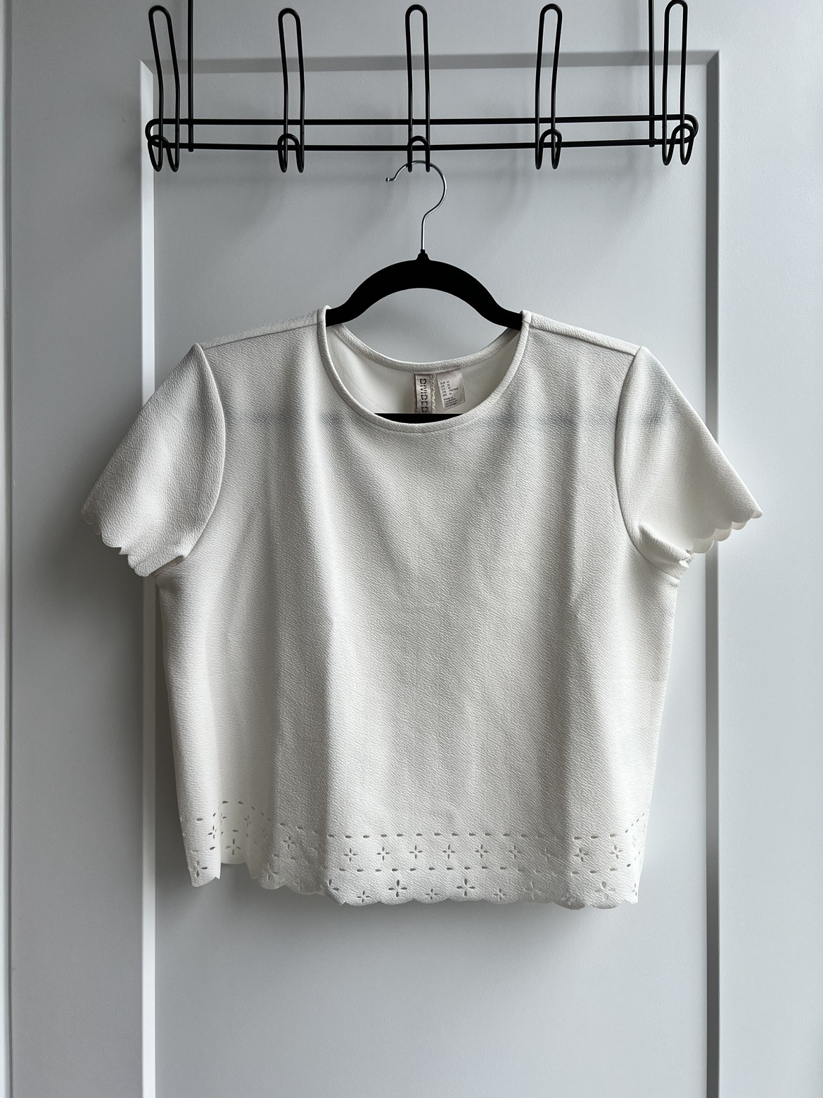 Spring Cleaning - H&M Boxy Top with Scallop Edges thumbnail