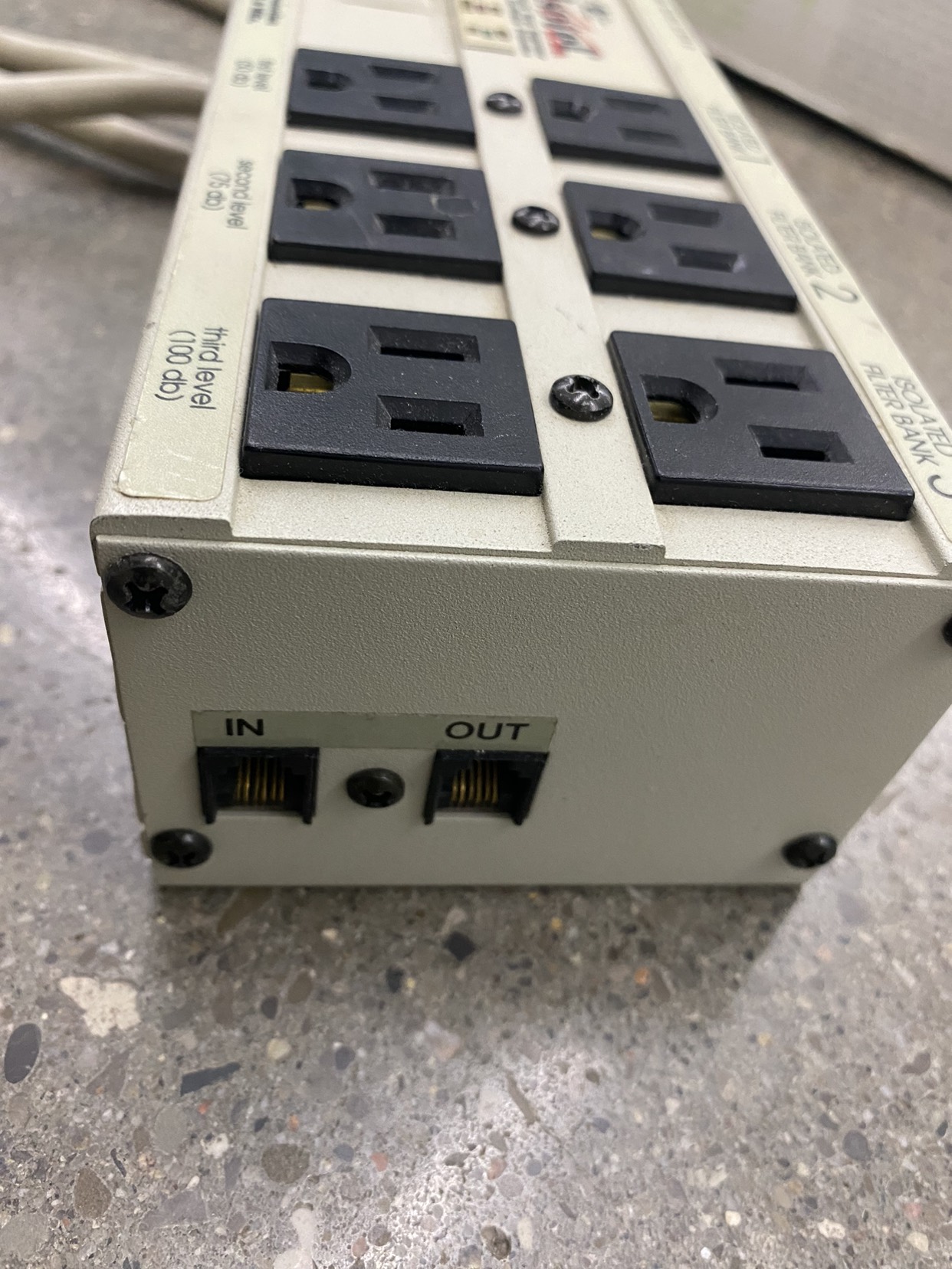 Tripp-Lite ISOBAR Ultra 6 Diagnostic Surge Protector - photo 2