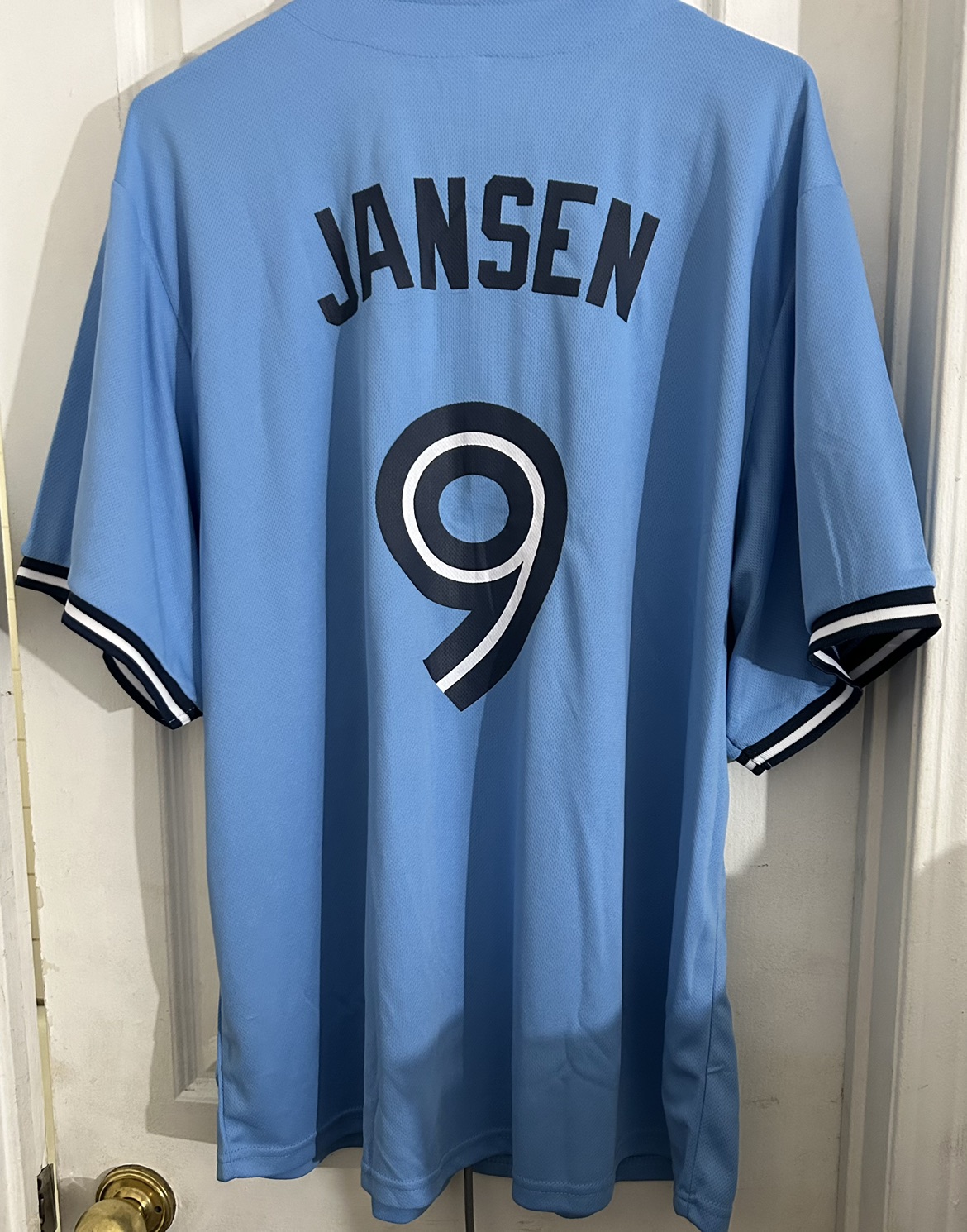 Danny Jansen “Jano Bundle” Toronto Blue Jays jersey and glasses image indicator(5)
