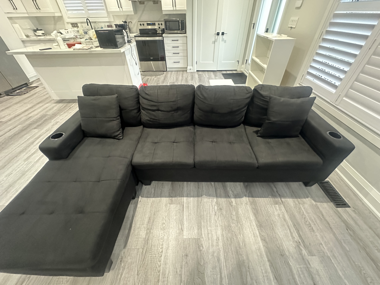 L-Shaped Sofa (Black) - photo 4