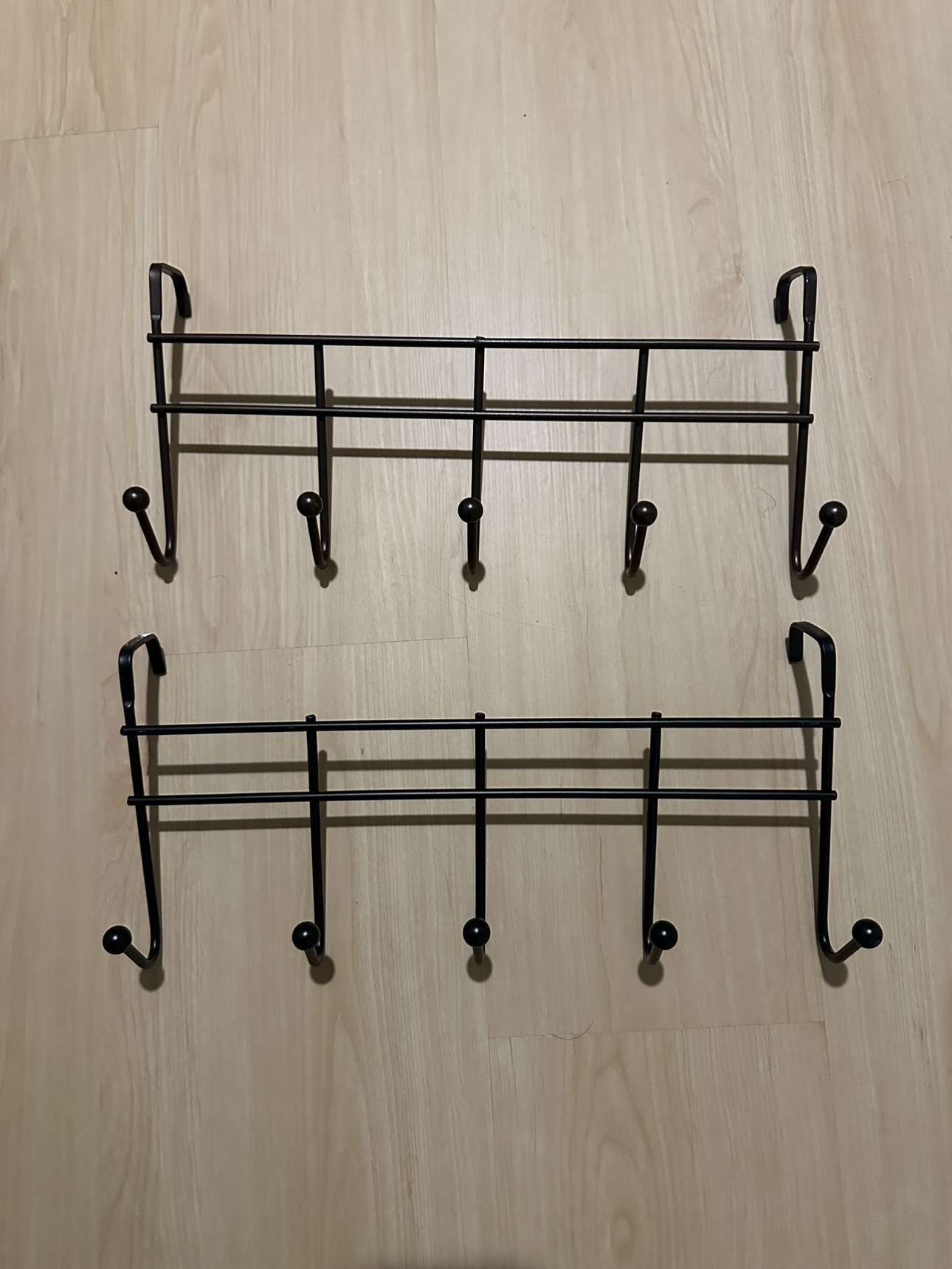 2 Door Hanger Metal with 15 closet hangers‼️ Moving sale ‼️ thumbnail