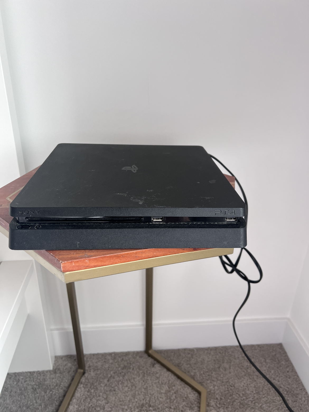 PS4 Slim - photo 2