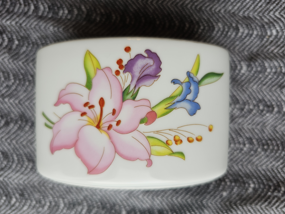 Japanese Lily Motif Brush Holder image indicator(2)