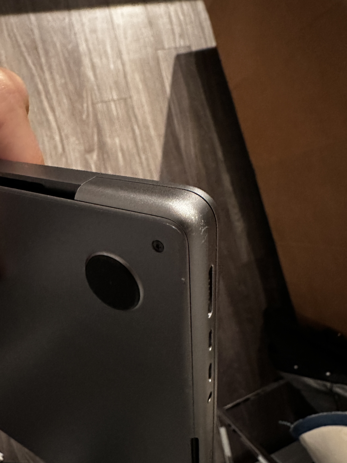 2021 Macbook pro 14 inch 8core/16GB - photo 2