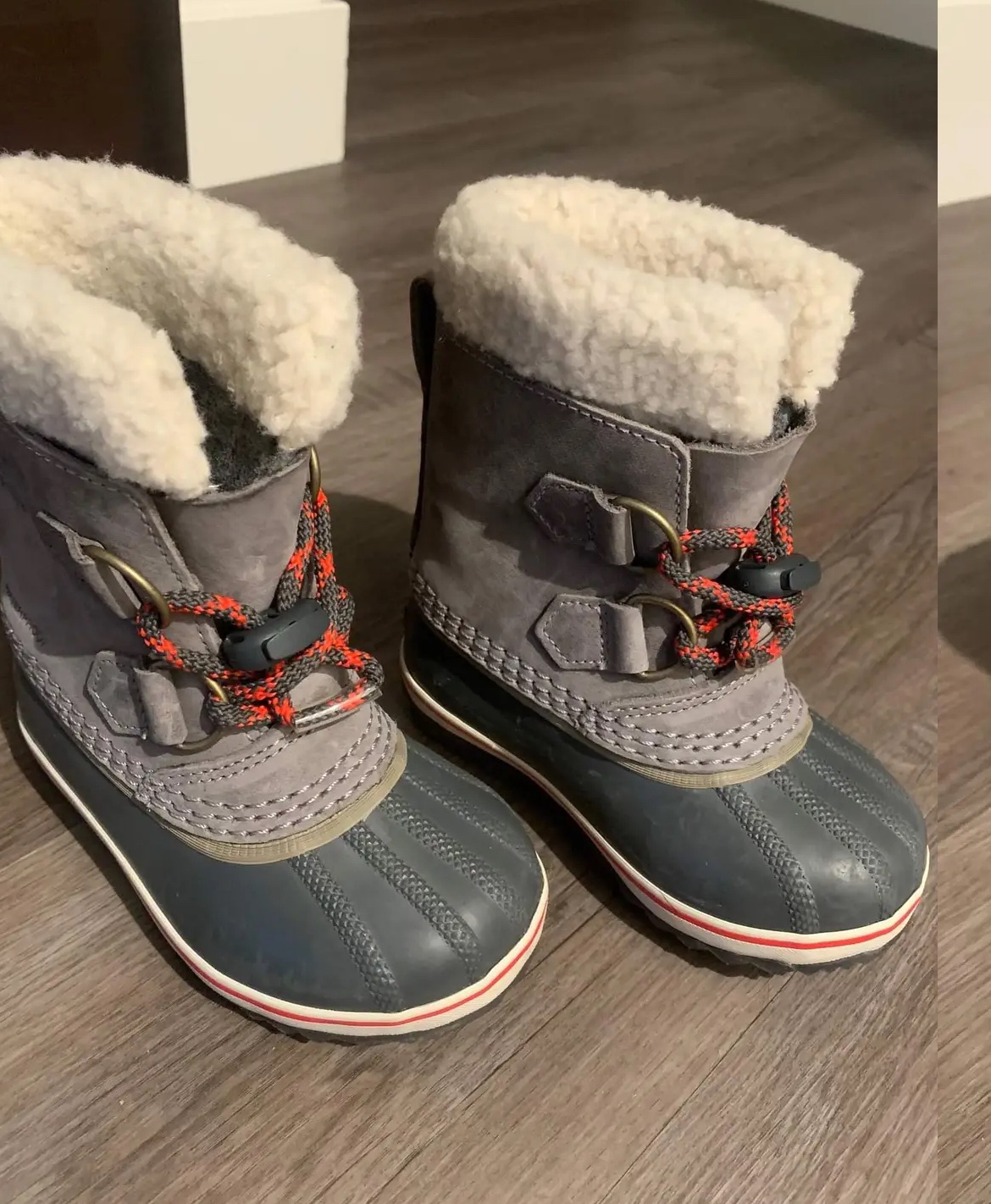 Children’s Yoot PAC boots size 8 image indicator(2)