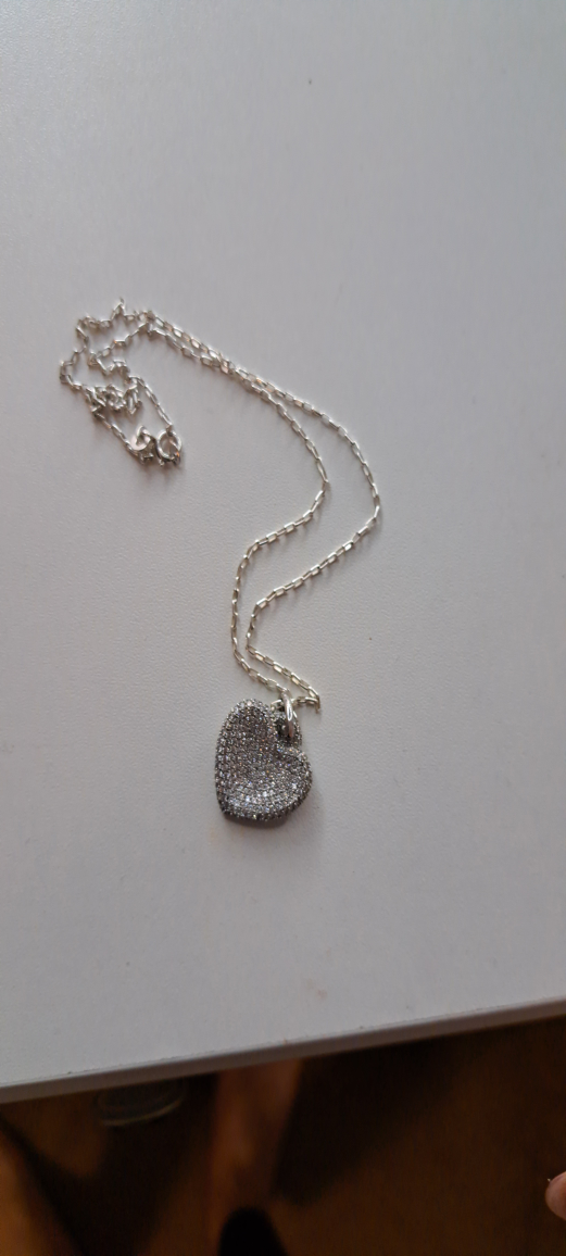 sterling silver necklace with ❤️ pendant image indicator(2)