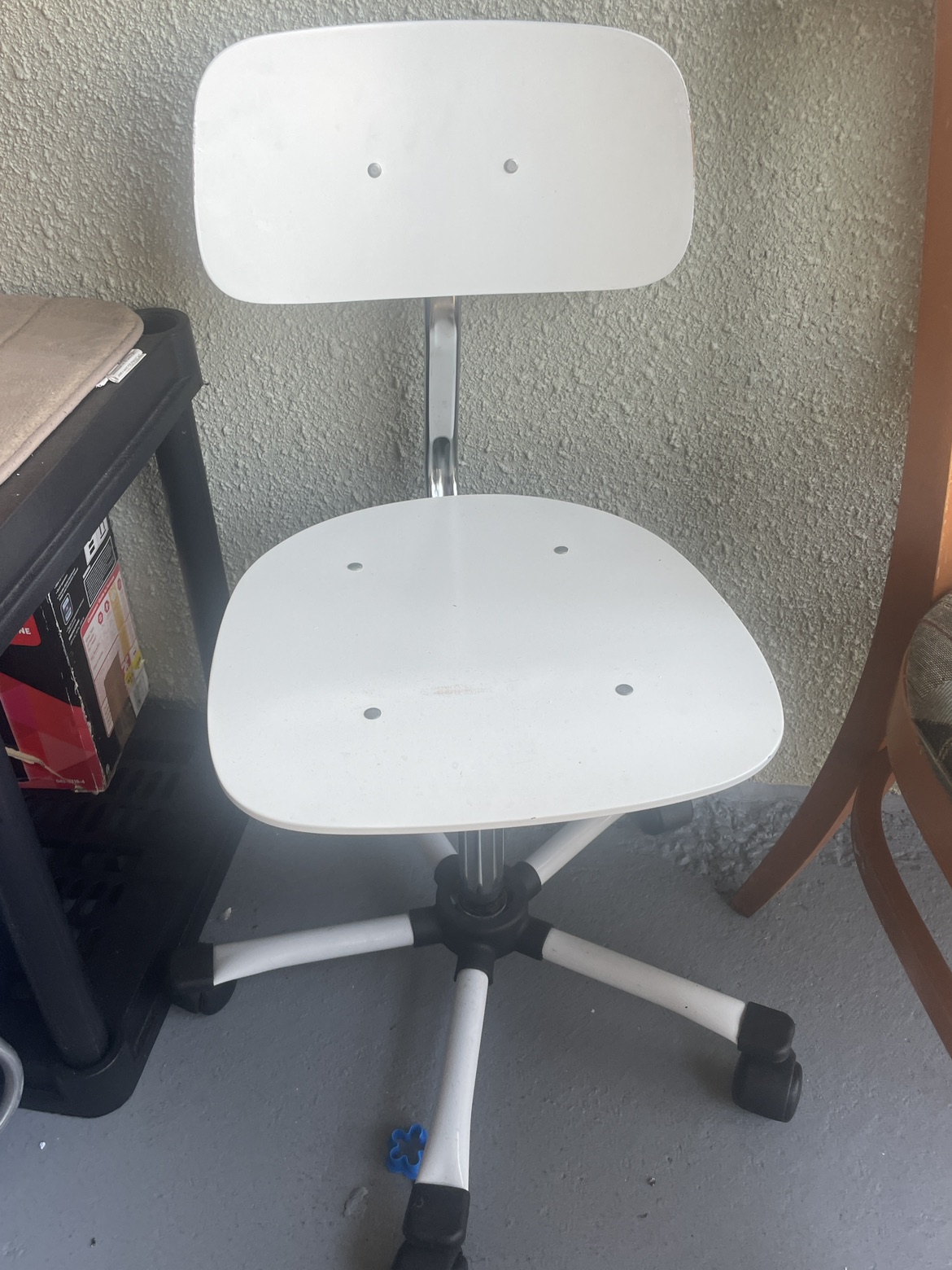 Study chair