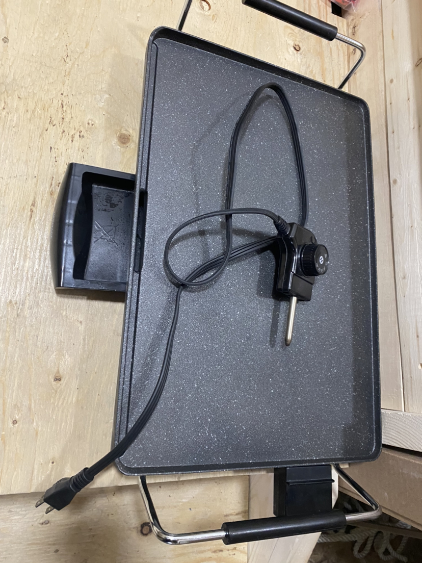 Electric grill