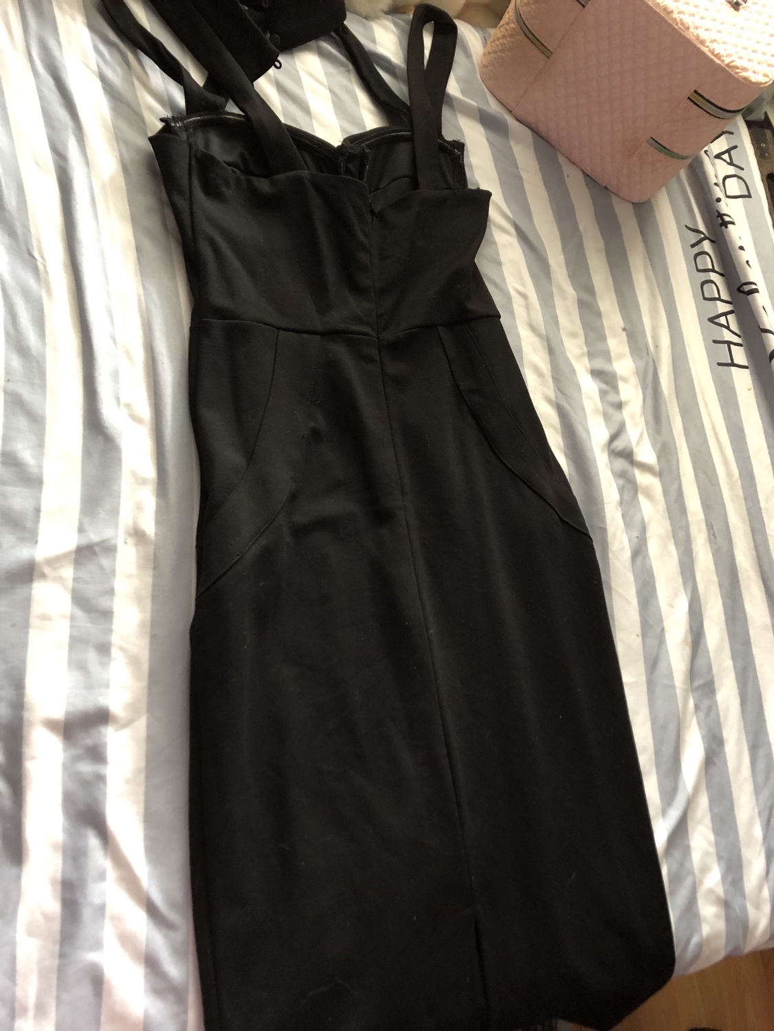 M size Fashion Nova dress image indicator(2)