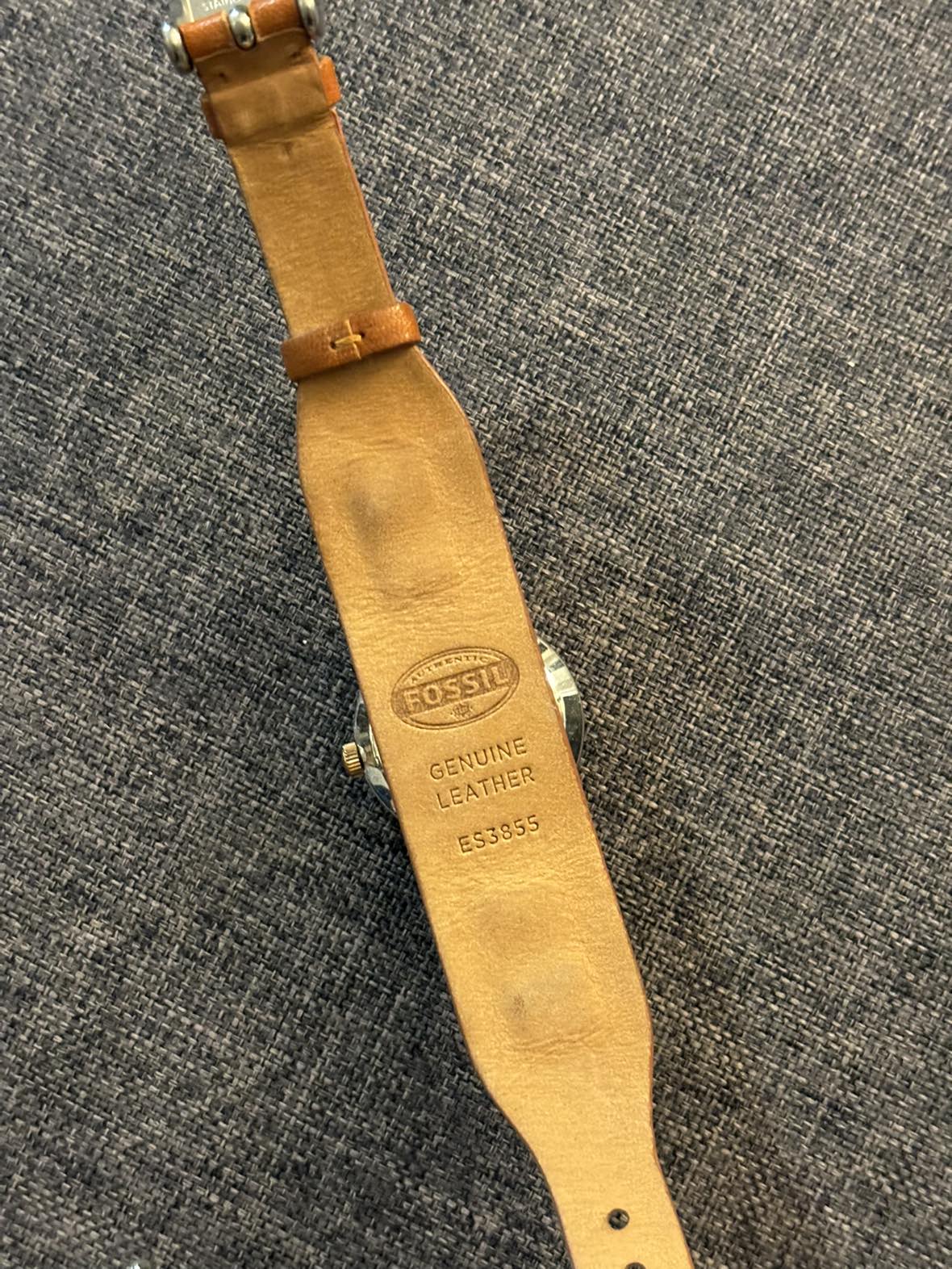 Fossil watches image indicator(2)