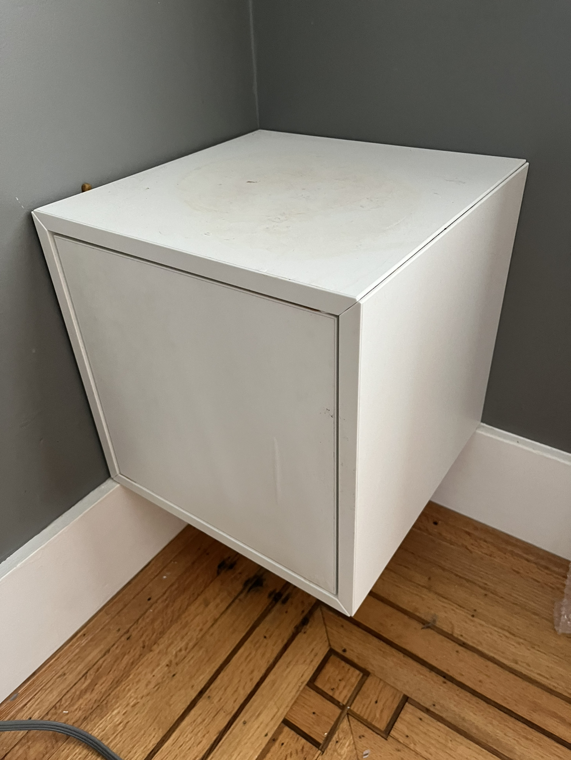 Cube shelves thumbnail