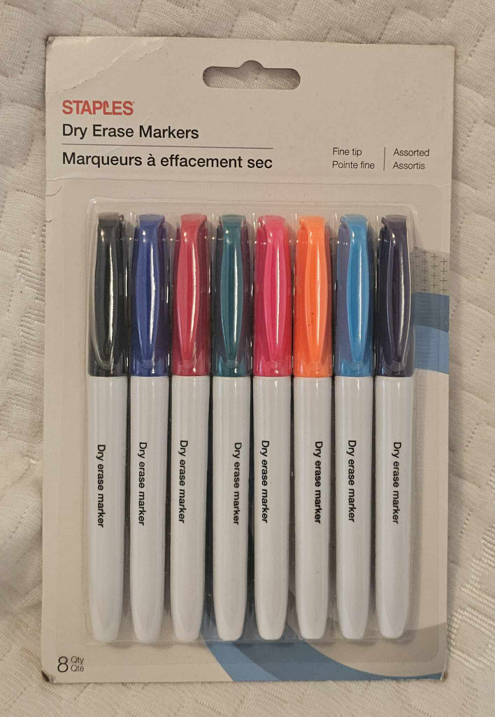 8 Staples Dry Erase Markers thumbnail