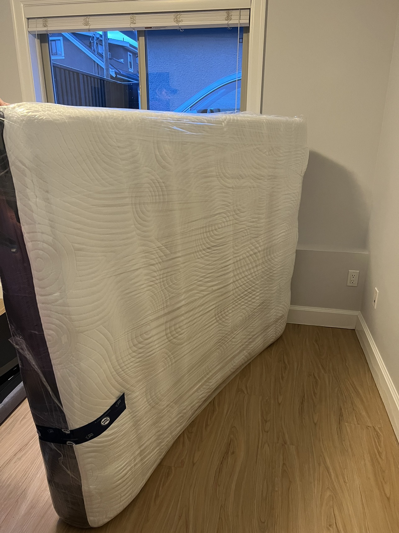 Mattress - double - 10 in thick - photo 2