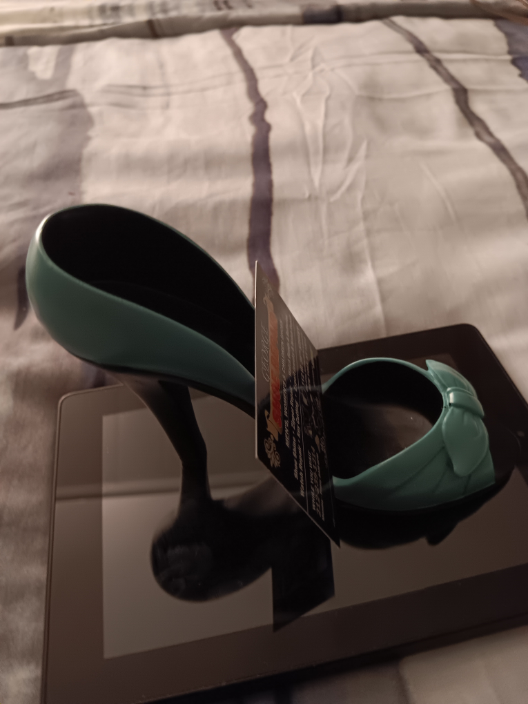 #freecycle  novelty card holder image indicator(2)