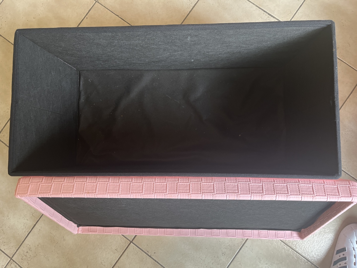 Pink storage bench - photo 3