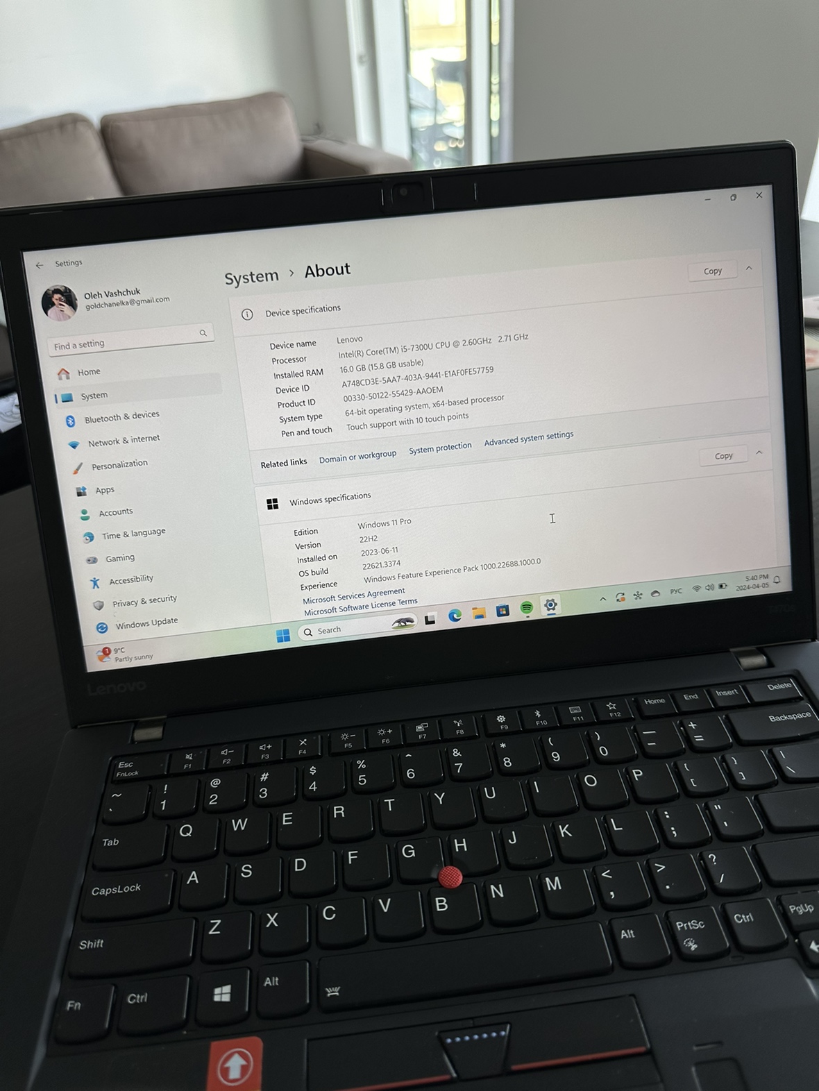 Lenovo ThinkPad T470s 14” Windows 11 Pro image indicator(2)
