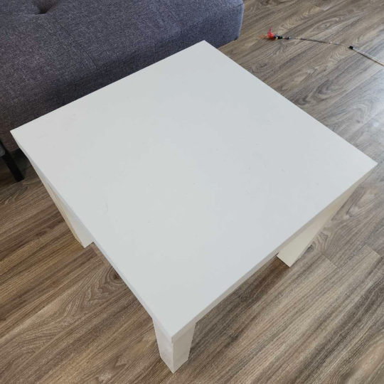 FREE - Moving Sale - White Coffee Table - photo 3