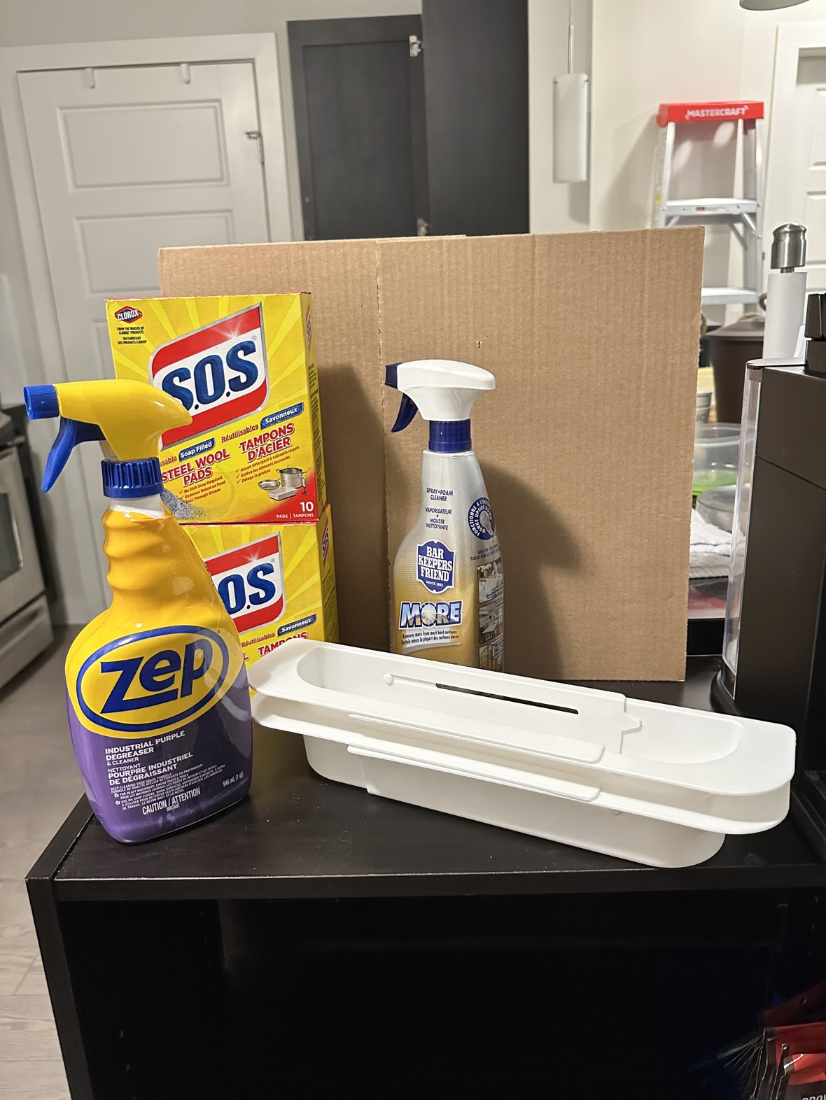 Cleaning supplies, kitchen sink organizer selling as a bundle image indicator(5)