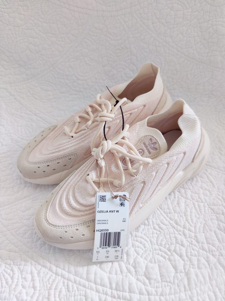 Ozelia knit Adidas size 7 women - photo 2