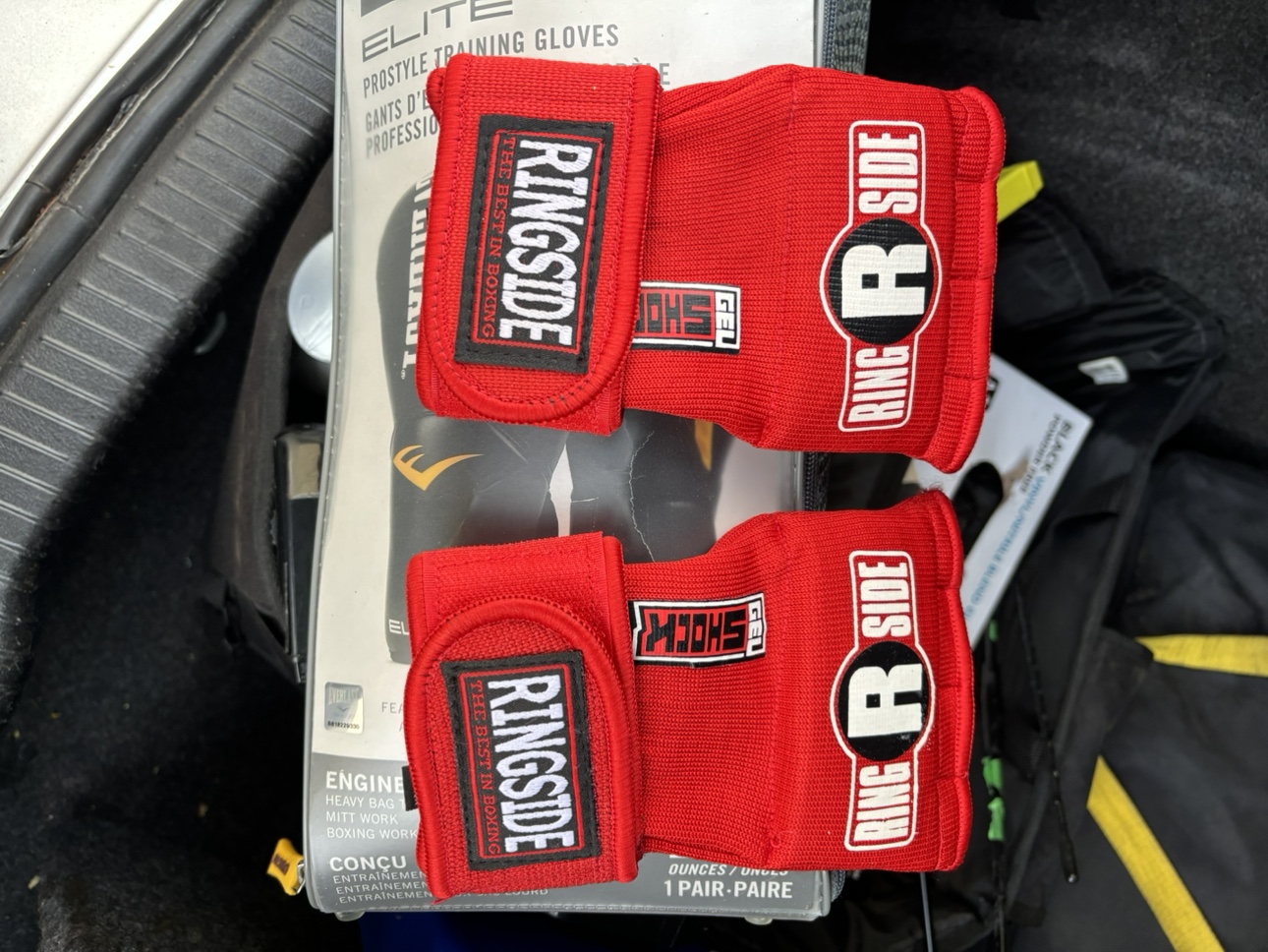 12oz boxing gloves - photo 4